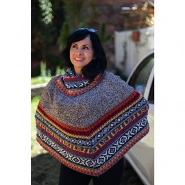 poncho-zhenskoe-iz-shersti-alpaki-2