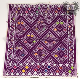traditsionnaya-meksikanskaya-vyshivka-shtat-chiapas-fioletovaya-1